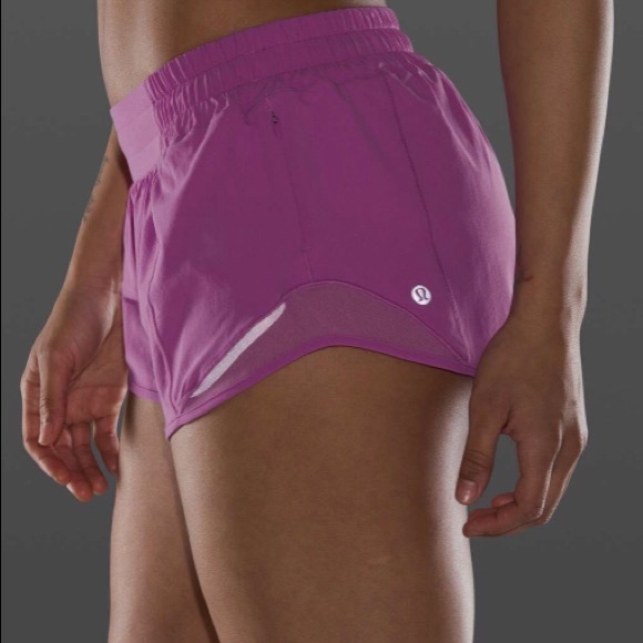 lululemon athletica Pants - Lululemon Hotty Hot Short II